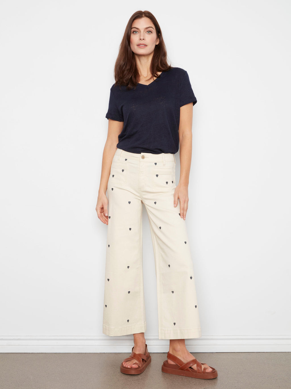 Pantalon évasé court en sergé avec broderie et poches plaquées - Naturel