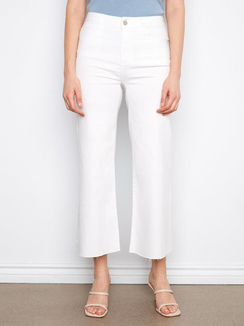 Pantalon court évasé en sergé à ourlet effiloché - Blanc
