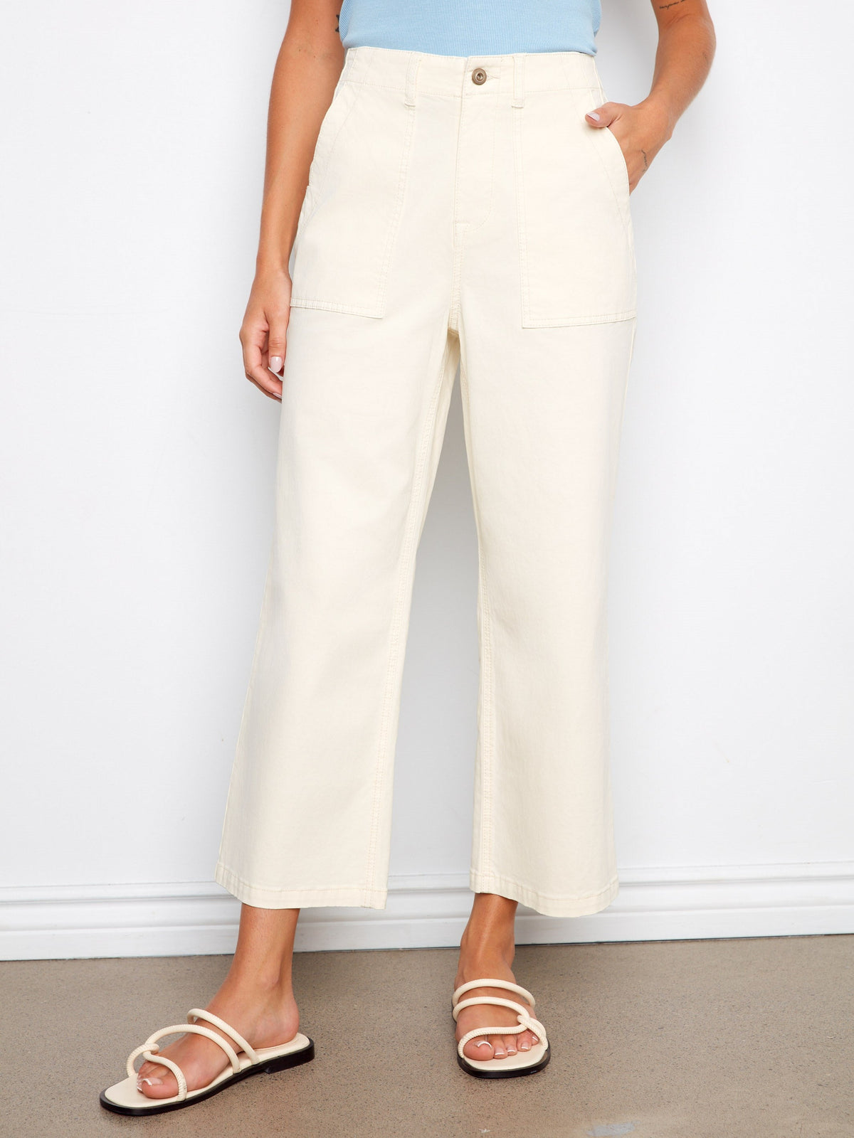 Pantalon court en twill avec poches utilitaires - Naturel