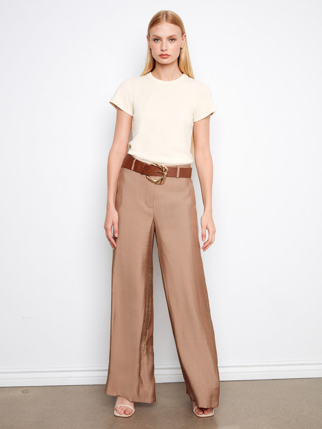 Pantalon large ceinturé en satin - Sable