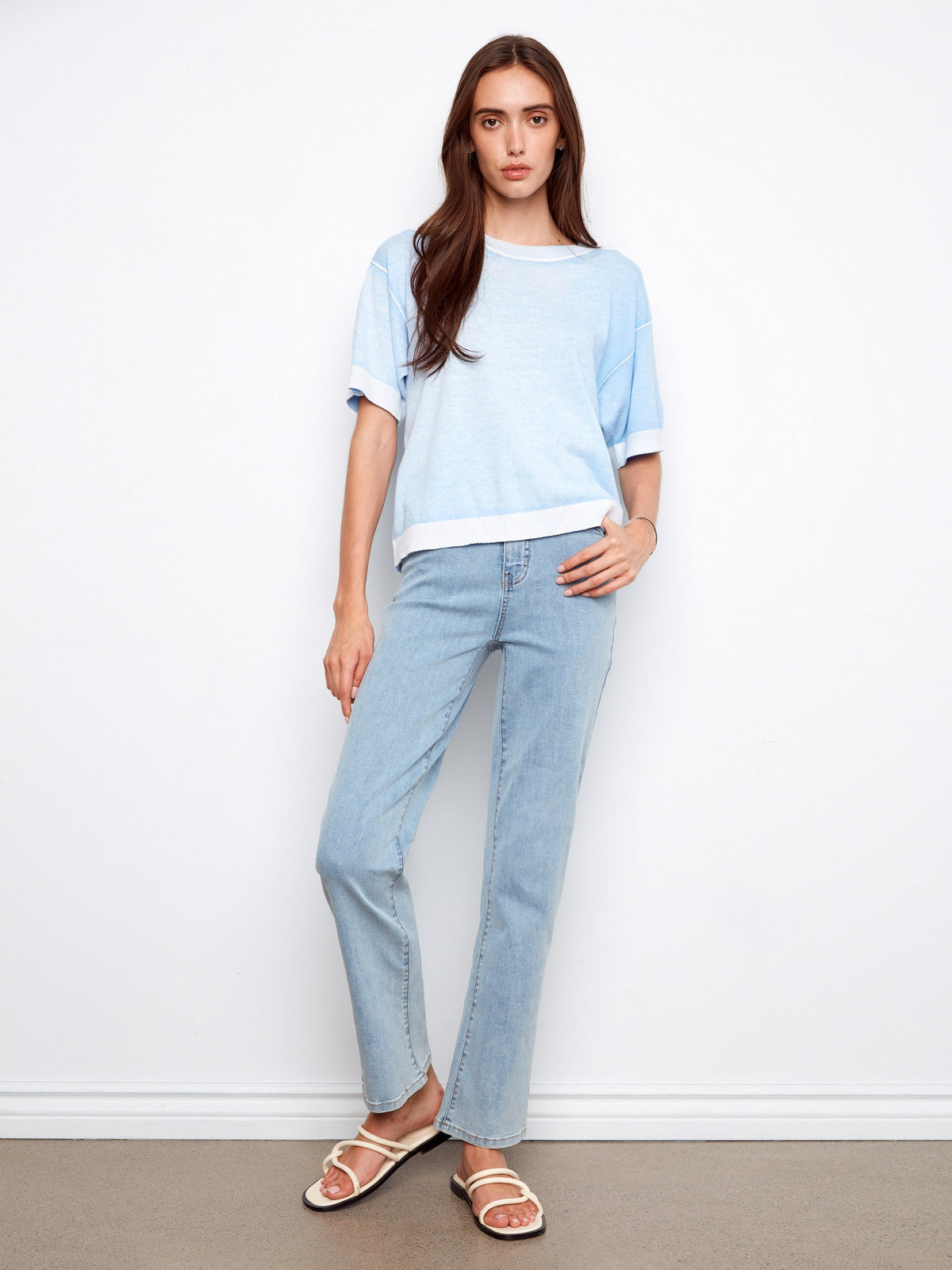 Pull à manches courtes et imprimé inversé - Bleu clair